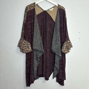 Umgee Women’s Size Small Bell Sleeve Open Front Cardigan‎ Leopard Print Oversize